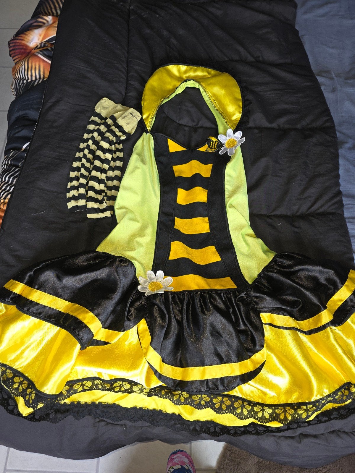 Leuk bijen kostuum maat m, Ophalen, Gedragen, Maat 38/40 (M), Carnaval