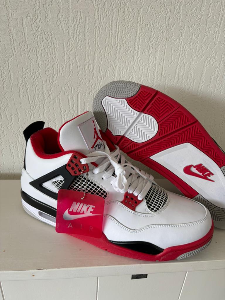 Nike Air Jordan 4 Retro - Wit/Rood/Zwart, Wit, Nieuw, Ophalen of Verzenden, Sneakers of Gympen