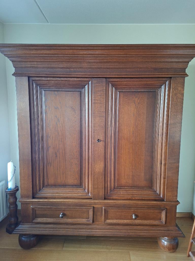 Drentse kast, Antiek en Kunst, Ophalen
