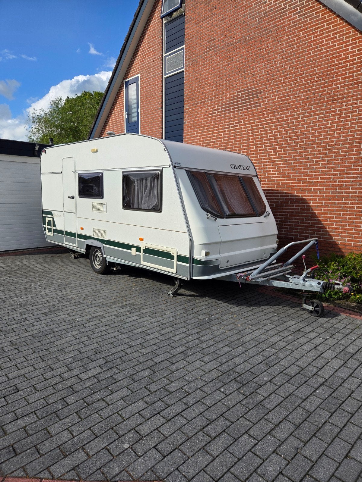 Nette Chateau Calista 430 met mover en voortent, Bedrijf, Treinzit, 4 tot 5 meter, Luifel