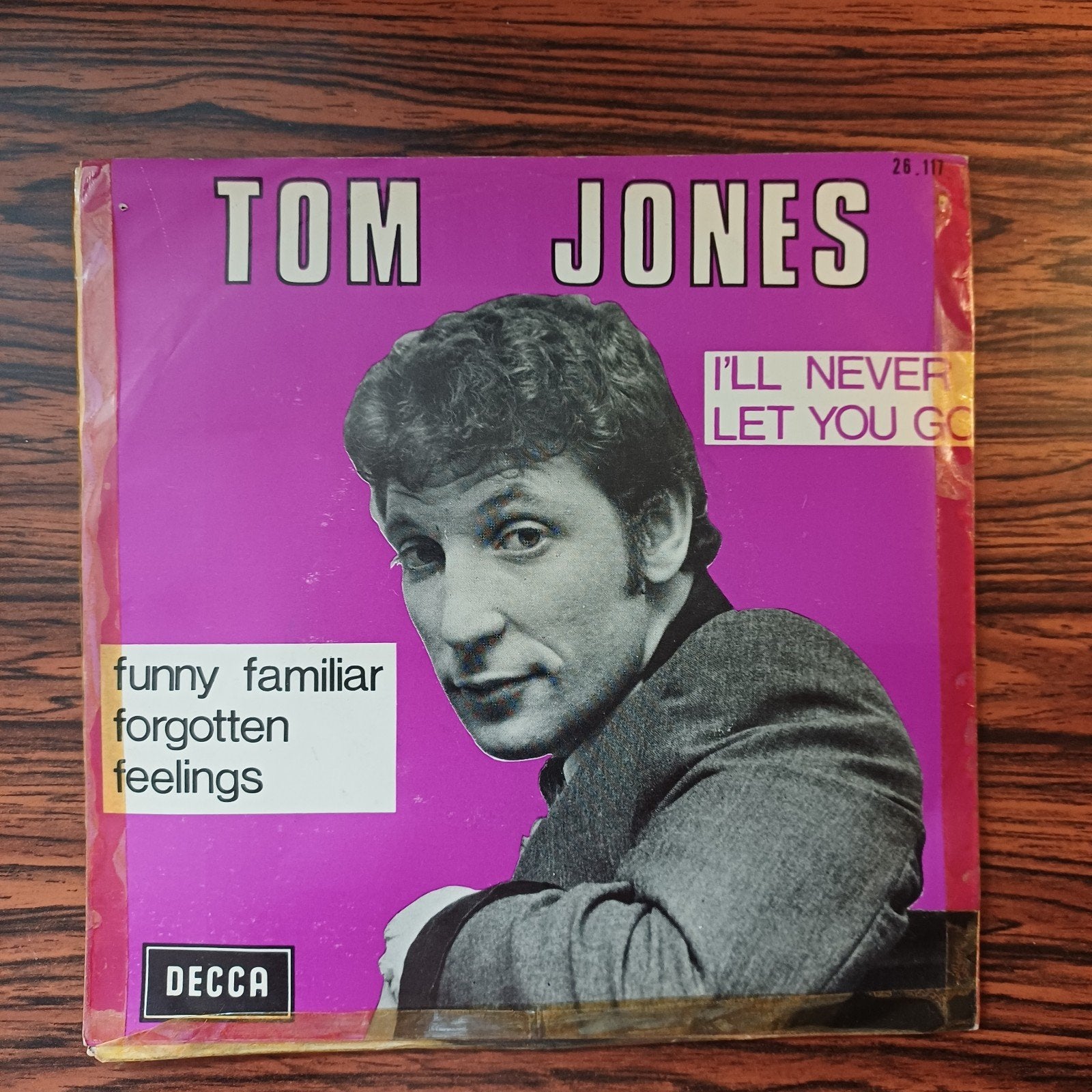 Tom Jones - Funny Familiar / Forgotten Feelings, Cd's en Dvd's, Vinyl Singles, Ophalen of Verzenden, 1960 - 1969, Gebruikt