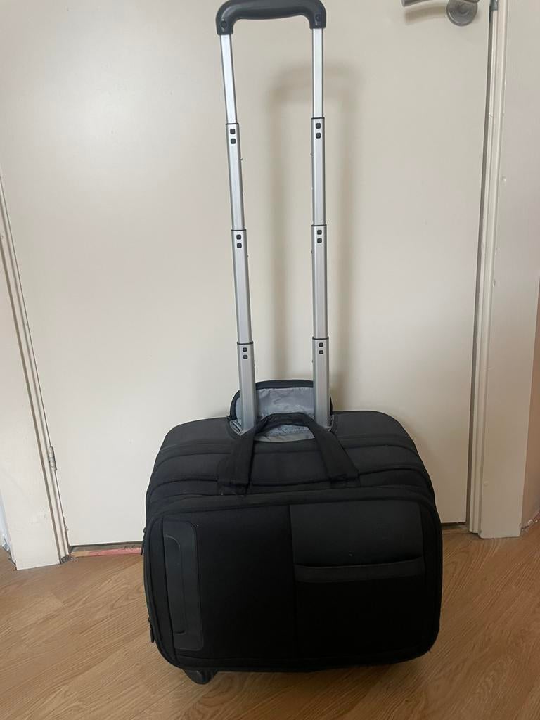 HP laptoptas op wieltjes nieuw, Computers en Software, Laptoptassen, Trolleytas, 17 inch of meer, Ophalen of Verzenden, Tabletvak