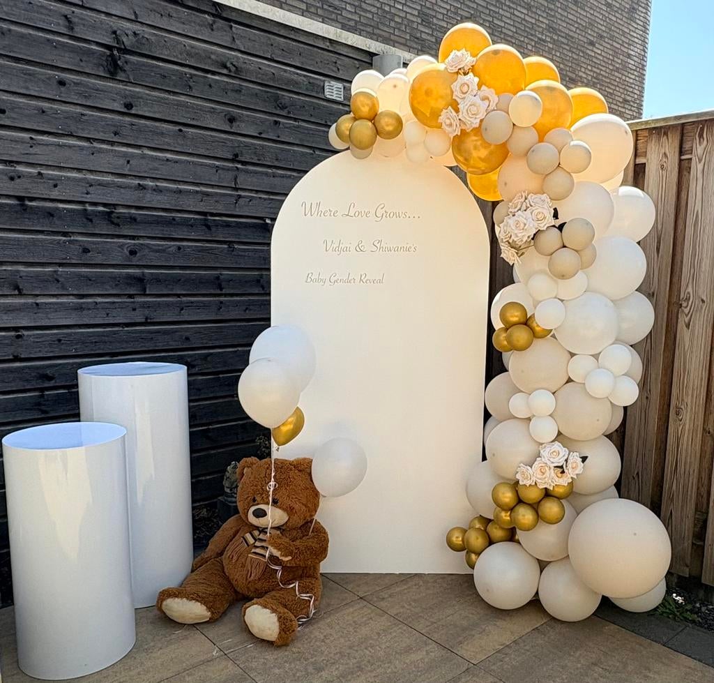 Te huur Bacdrops met bloemen en of ballonen, Ophalen, Zo goed als nieuw, Geboorte of Huwelijk