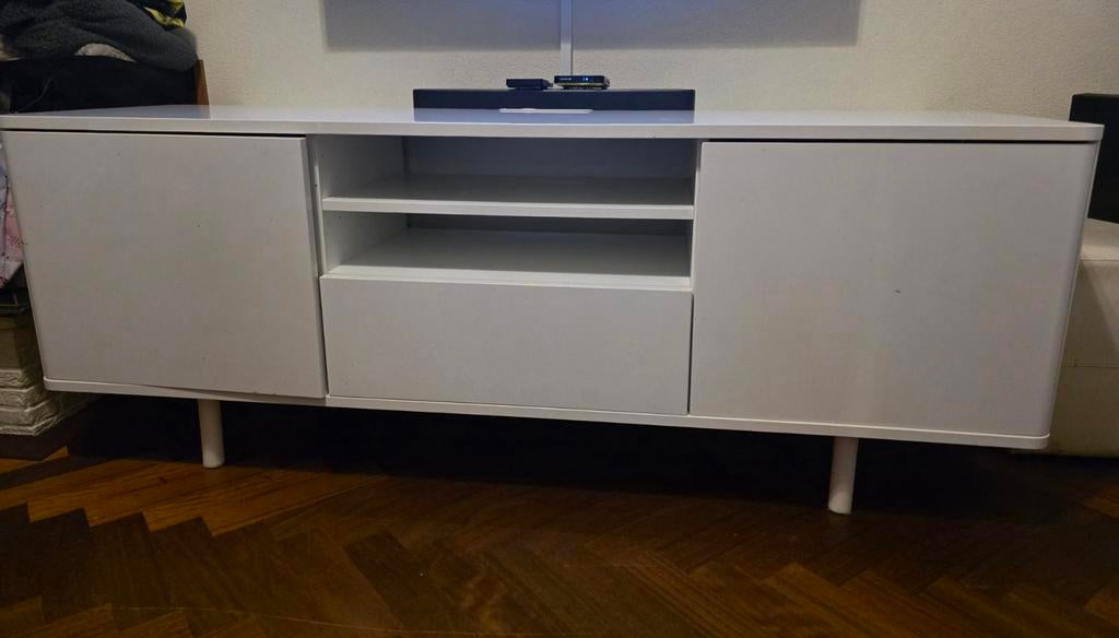 Mooi hoogglans witte tv- meubel., Ophalen, 150 tot 200 cm, Zo goed als nieuw, Minder dan 100 cm