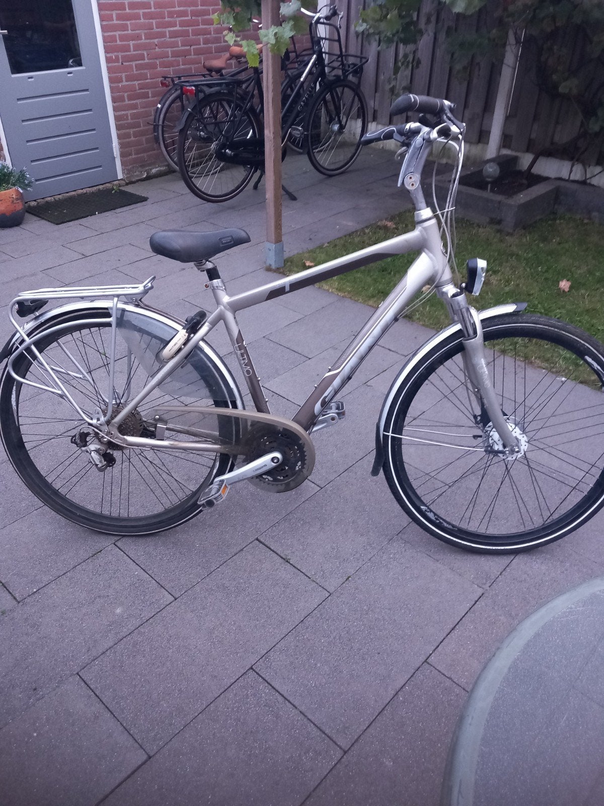 Giant Ultimo herenfiets - Zo goed als nieuw, Fietsen en Brommers, Ophalen, Velgrem, Versnellingen, Giant