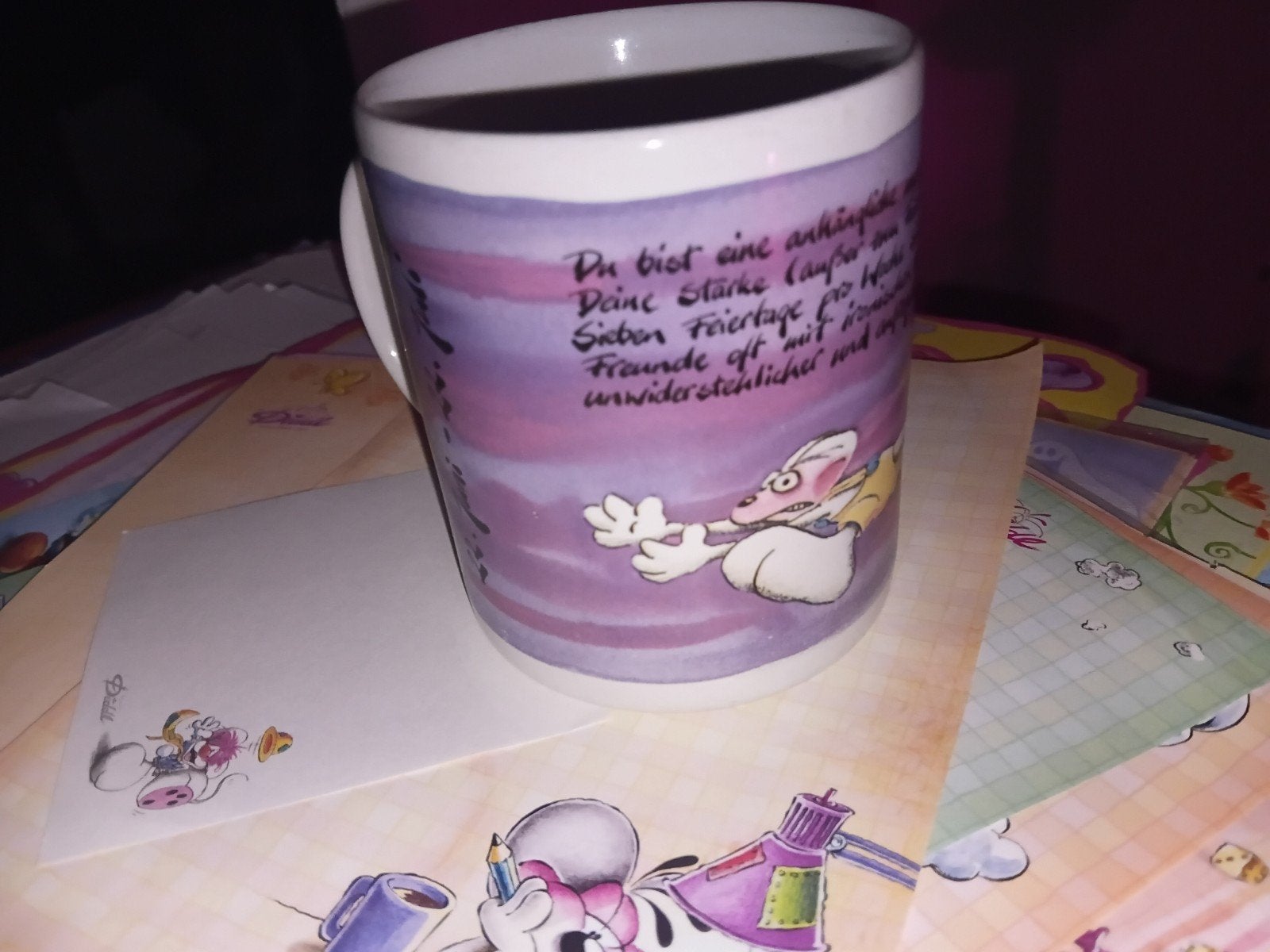 Paarse Duitse Diddl mok met tekst, Ophalen of Verzenden, Diddl, Zo goed als nieuw, Servies
