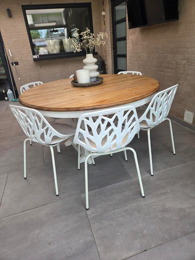 6 mooie witte stoelen, Huis en Inrichting, Stoelen, Ophalen of Verzenden, Zo goed als nieuw, Wit, Kunststof