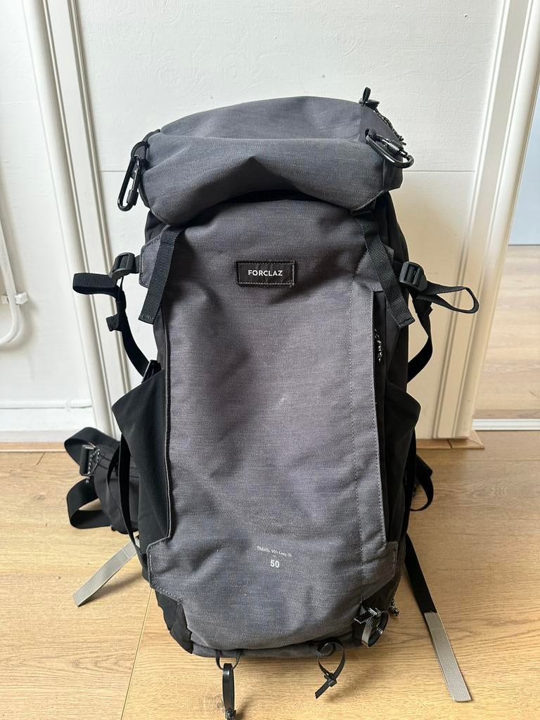 Forclaz backpack heren 50L + 6L, Ophalen, Zo goed als nieuw, Zwart, 30 cm of meer