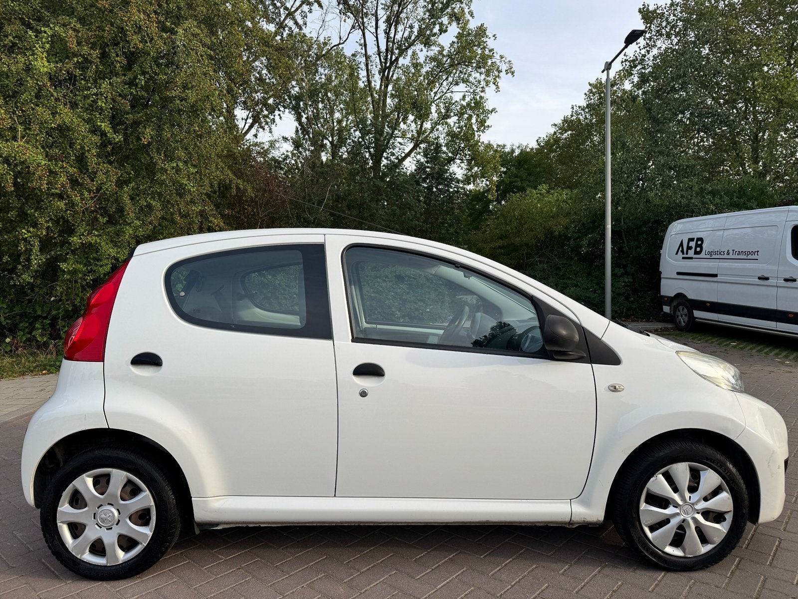Peugeot 107| 2011| 5-DEURS AİRCO | E-RAMEN |NİEUW KOPPELİNG|, Auto's, Voorwielaandrijving, Euro 5, 4 stoelen, Origineel Nederlands