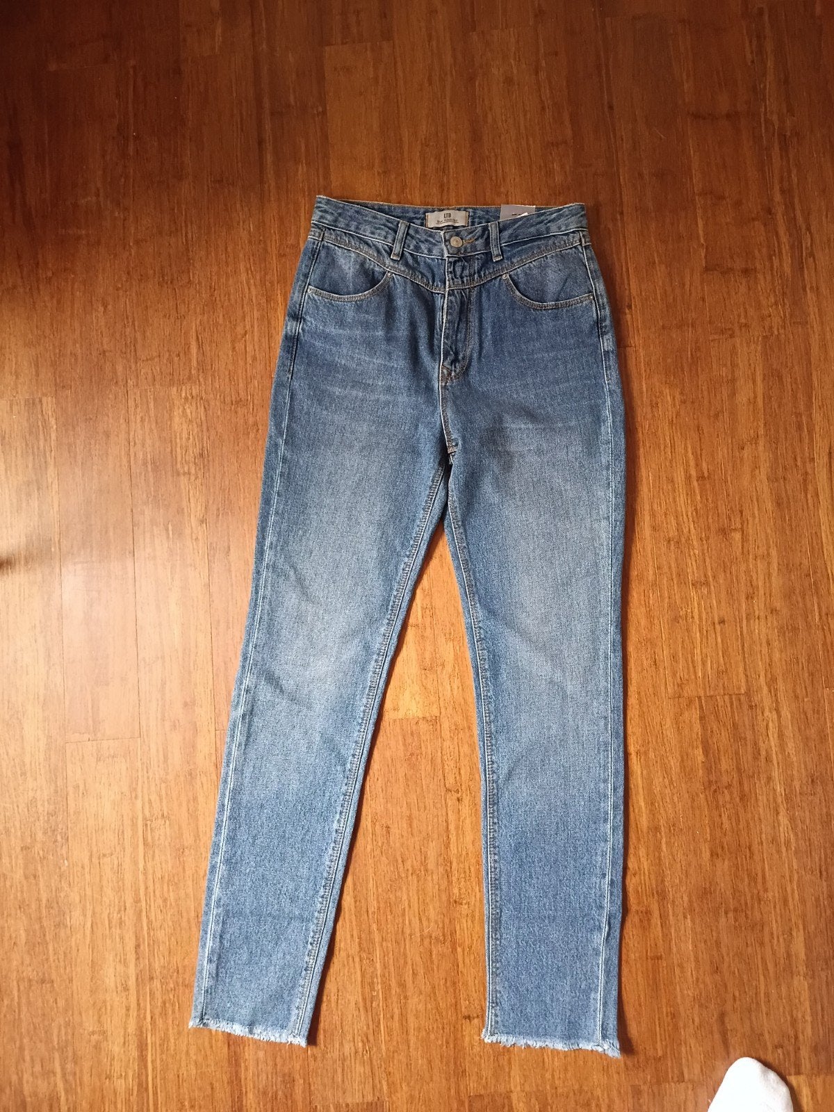 Nieuwe LTB mom/slim jeans spijkerbroek, Arlin C, 27/30, Kleding | Dames, Blauw, Nieuw, Ophalen of Verzenden, LTB
