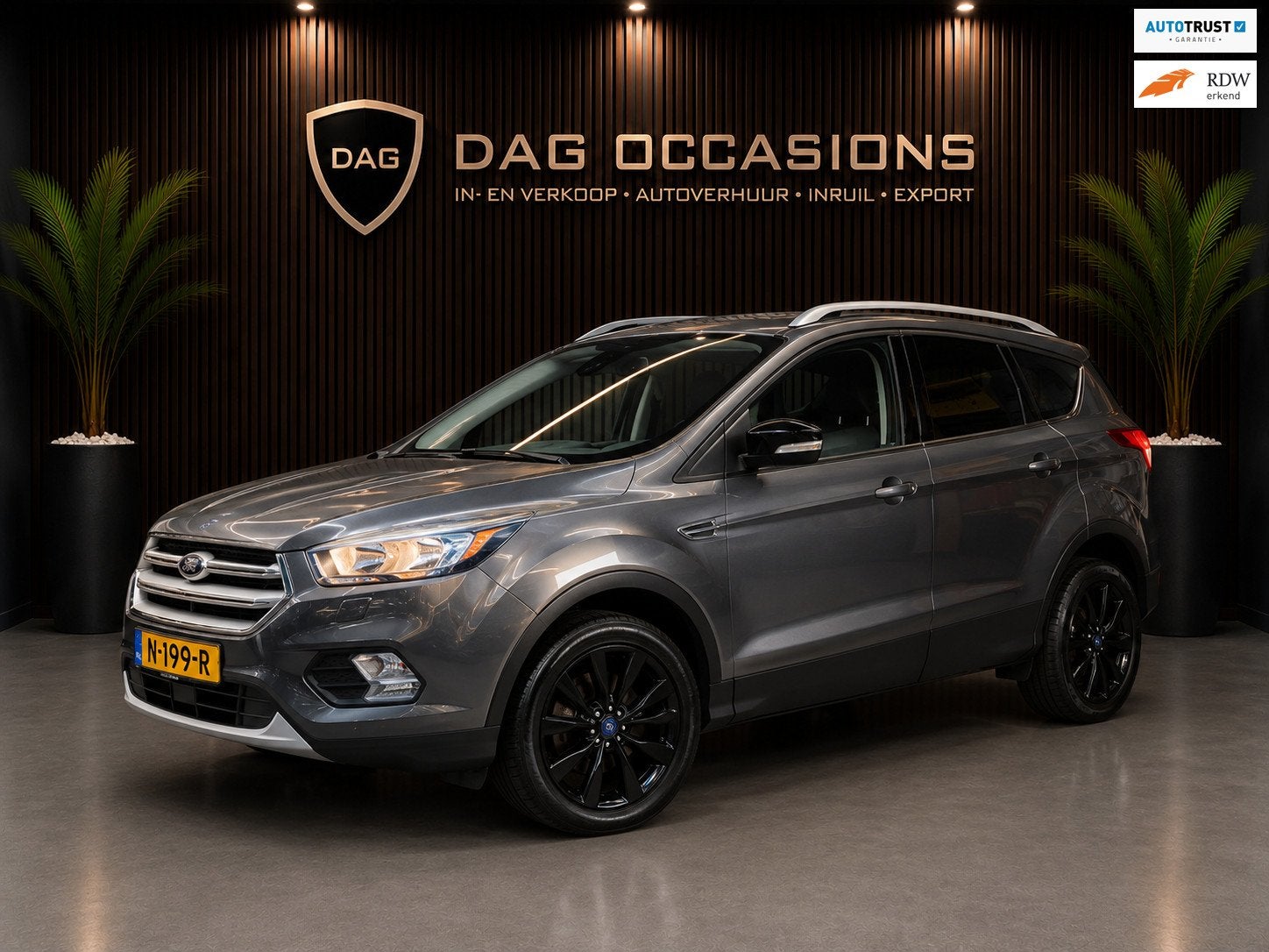 Ford Kuga 1.5 EcoBoost Ultimate NAVI|PDC|CRUISE|TREKHAAK, Auto's, Stof, 4 cilinders, Origineel Nederlands, Bedrijf