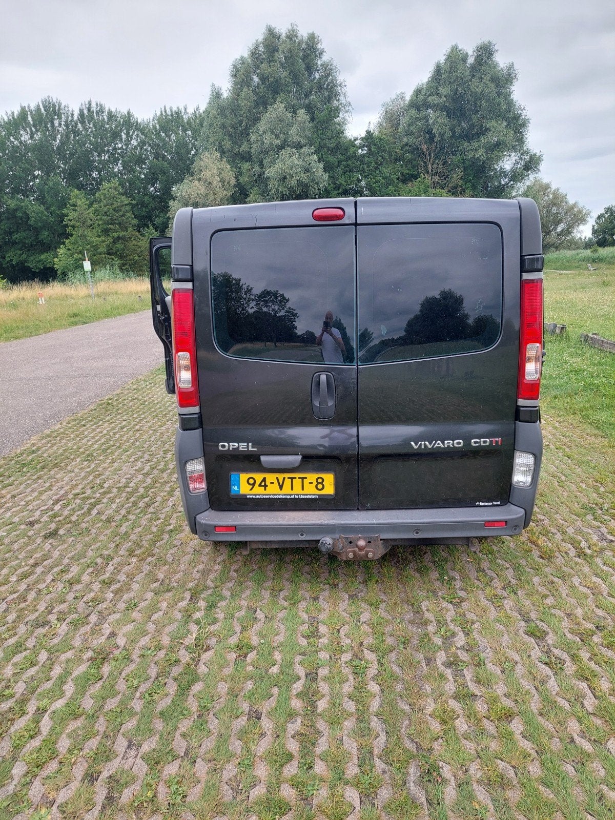 Opel Vivaro 2.0 L2H1 Dubbele Cabine Tecshift 2008 trekhaak, Auto's, 1995 cc, 4 cilinders, Origineel Nederlands, Particulier