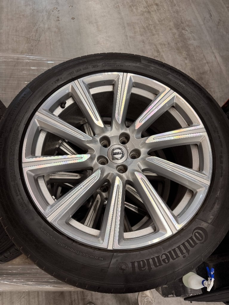 Orig Volvo XC90 Inscription velgen 20 inch versleten banden, Auto-onderdelen, Ophalen, Gebruikt, 275 mm, Banden en Velgen