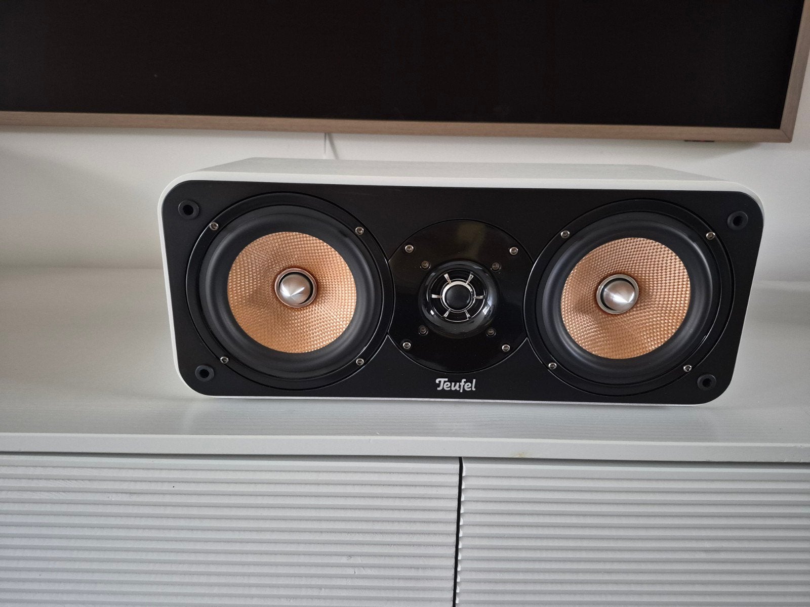 teufel Centerspeaker wit als nieuw, Zo goed als nieuw, Geschikt voor surround/home cinema, Center speaker, Ophalen