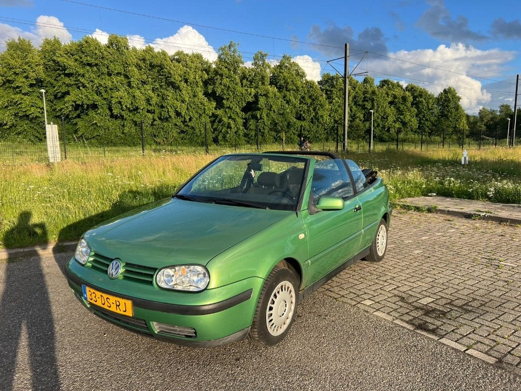 Volkswagen Golf 1.8 Cabriolet 55KW 1999 | NIEUW APK, Stof, 74 pk, 4 cilinders, Cabriolet