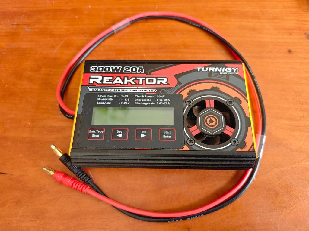 Turnigy Reaktor 300W 20A Balans Lader/Ontlader, Ophalen of Verzenden, Gebruikt, Turnigy
