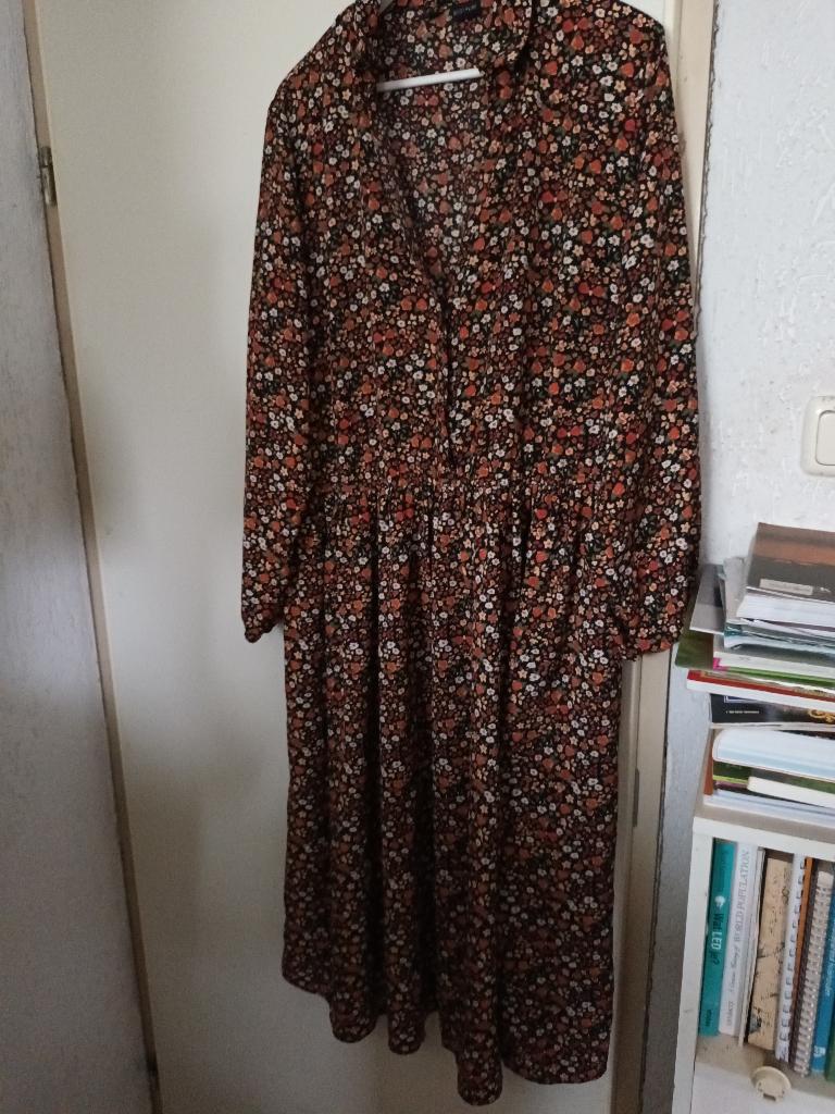 Bodyflirt lange jurk maat 48 bloemen elk seizoen lange mouw, Zwart, Maat 46/48 (XL) of groter, Ophalen of Verzenden, Zo goed als nieuw