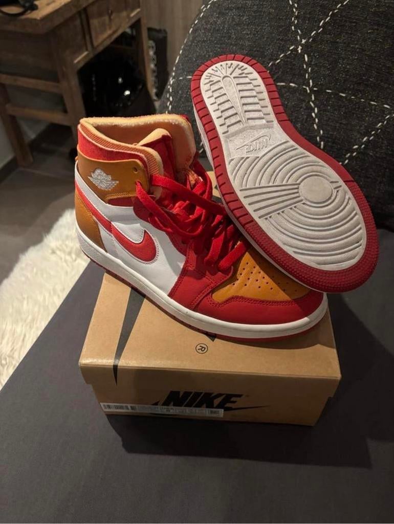Nike Air Jordan 1 Zoom CMFT - Zo goed als nieuw - Maat 39, Ophalen of Verzenden, Zo goed als nieuw, Sneakers of Gympen
