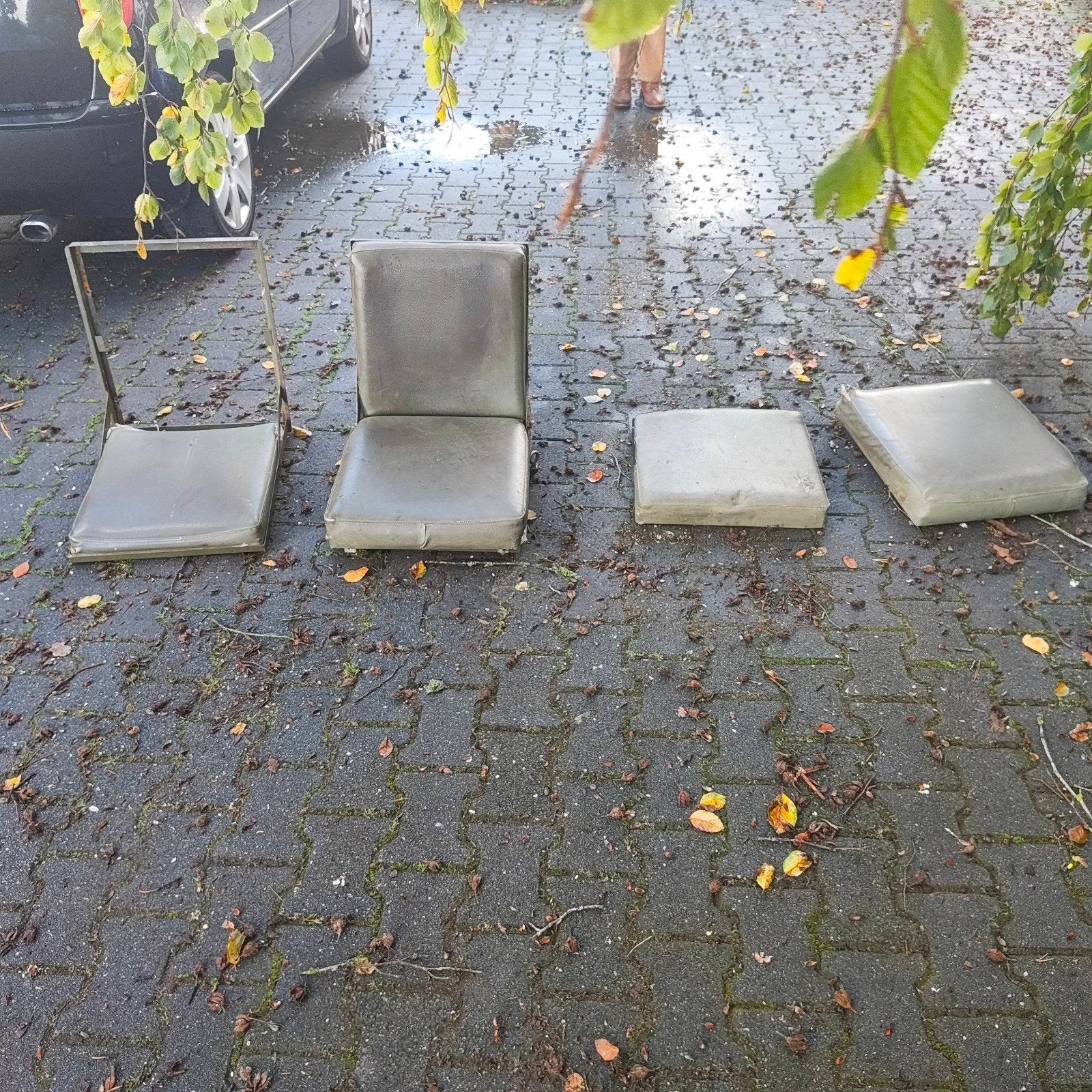 Diversen stoelen en kussen Volvo Laplander, Ophalen