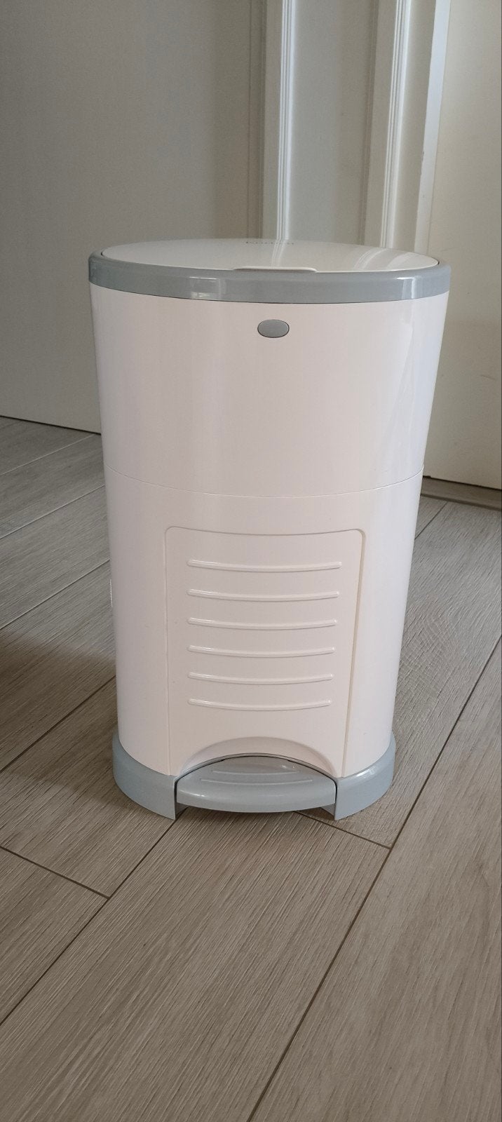 Korbell Luieremmer 16 liter - licht roze, met navullingen, Ophalen, Zo goed als nieuw
