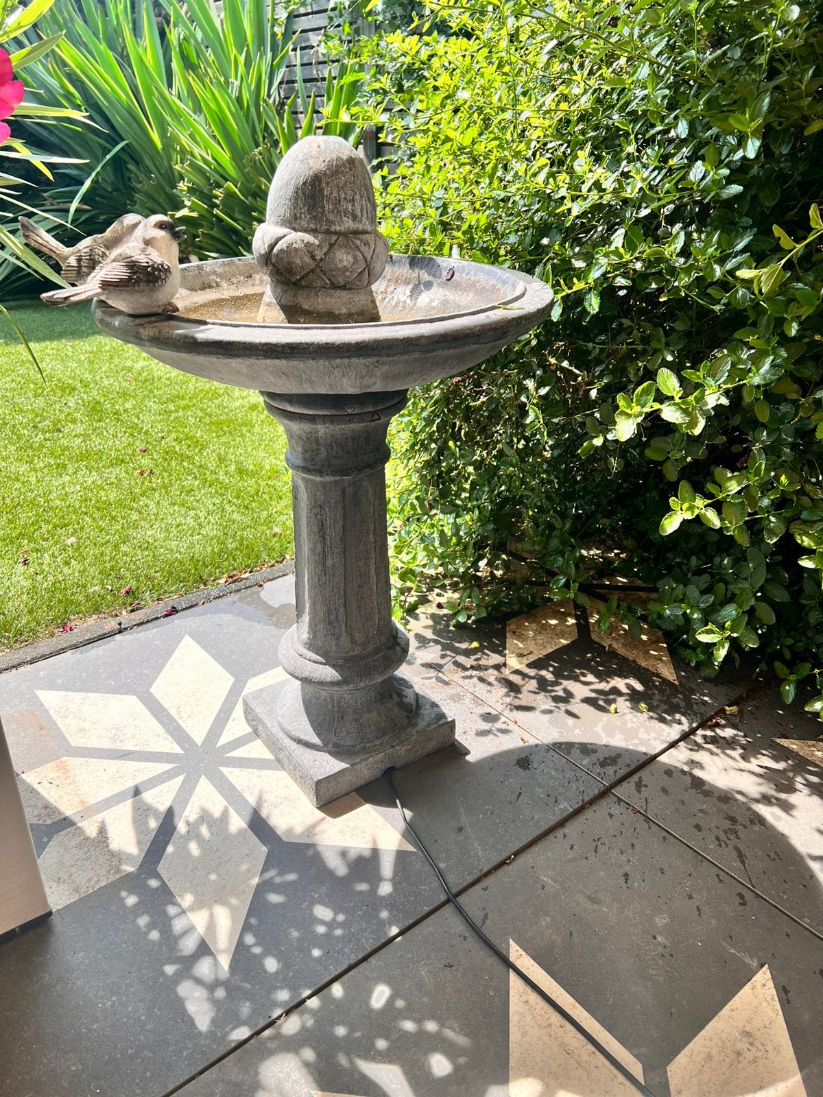 Leuke waterfontein, Tuin en Terras, Waterpartijen en Fonteinen, Ophalen, Zo goed als nieuw, Kunststof, Fontein