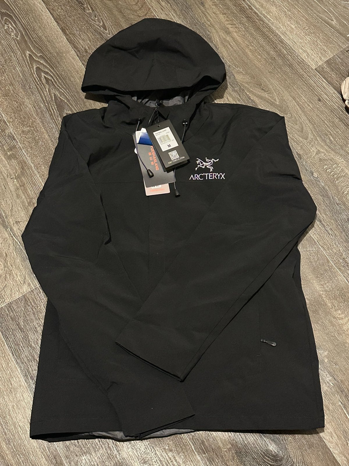 Nieuwe Arc'teryx jas, maat M, Kleding | Heren, Ophalen of Verzenden, Nieuw