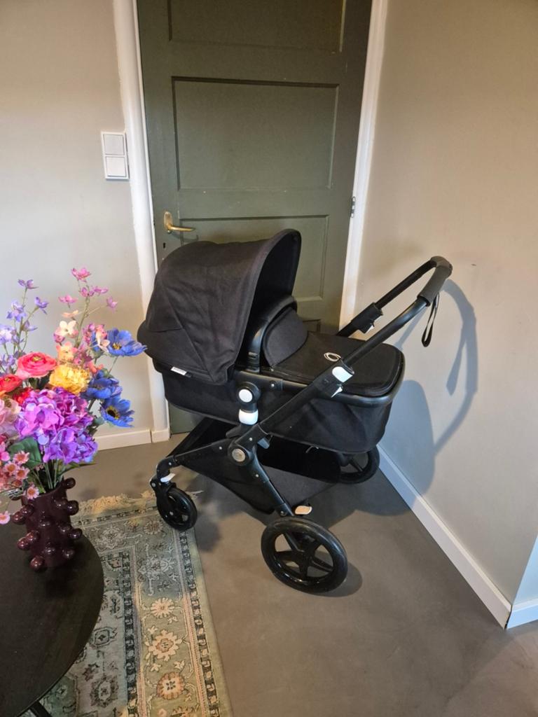 zwarte Bugaboo Lynx met Maxi Cosi adapters, Kinderen en Baby's, Kinderwagens en Combinaties, Zo goed als nieuw, Bugaboo, Ophalen