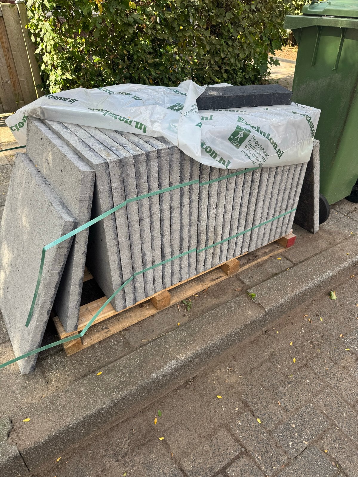Restpartij Excluton TerrasPlus 60x60 Icey Blue tegels 10m², Nieuw, Ophalen of Verzenden, 10 m² of meer, Vloertegels