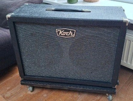 Koch 2x12 cabinet met 2x Celestion V30, Muziek en Instrumenten, Versterkers | Bas en Gitaar, Ophalen, Gebruikt, Gitaar, 100 watt of meer