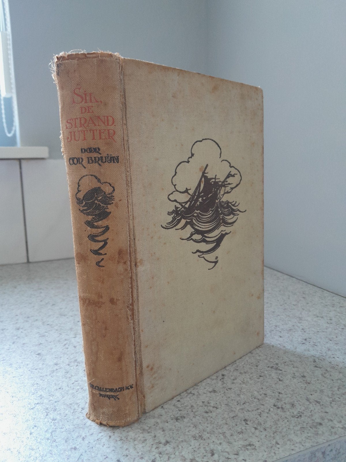 Oude uitgave van Sil de strandjutter., Gelezen, Cor Bruijn., Ophalen of Verzenden, Friesland
