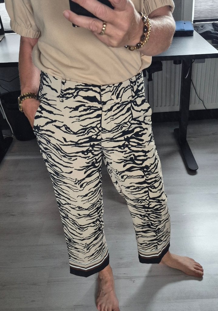 Super mooie broek van Cambio, maat 38, Kleding | Dames, Broeken en Pantalons, Maat 38/40 (M), Cambio, Beige, Ophalen of Verzenden