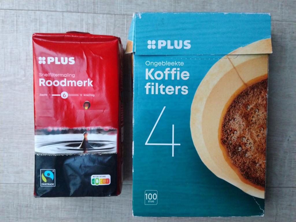 Plus koffie snelfiltermaling roodmerk + filters 4, Diversen, Levensmiddelen, Ophalen of Verzenden