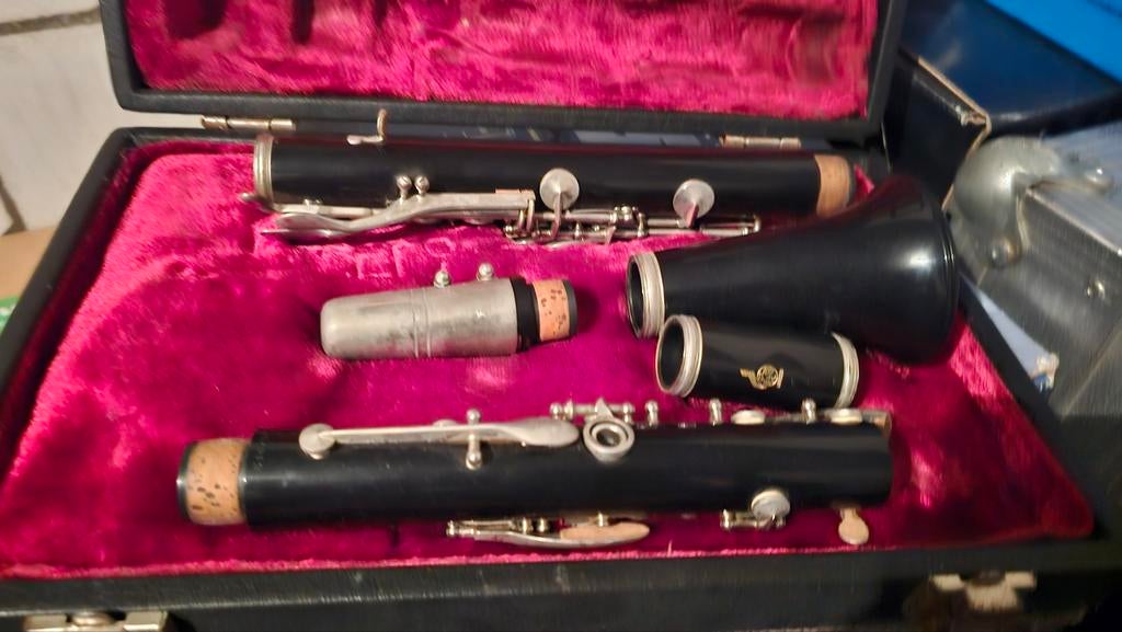 Boosey & Hawkes Regent Klarinet met koffer, Muziek en Instrumenten, Blaasinstrumenten | Klarinetten, Bes-klarinet, Gebruikt, Ophalen of Verzenden