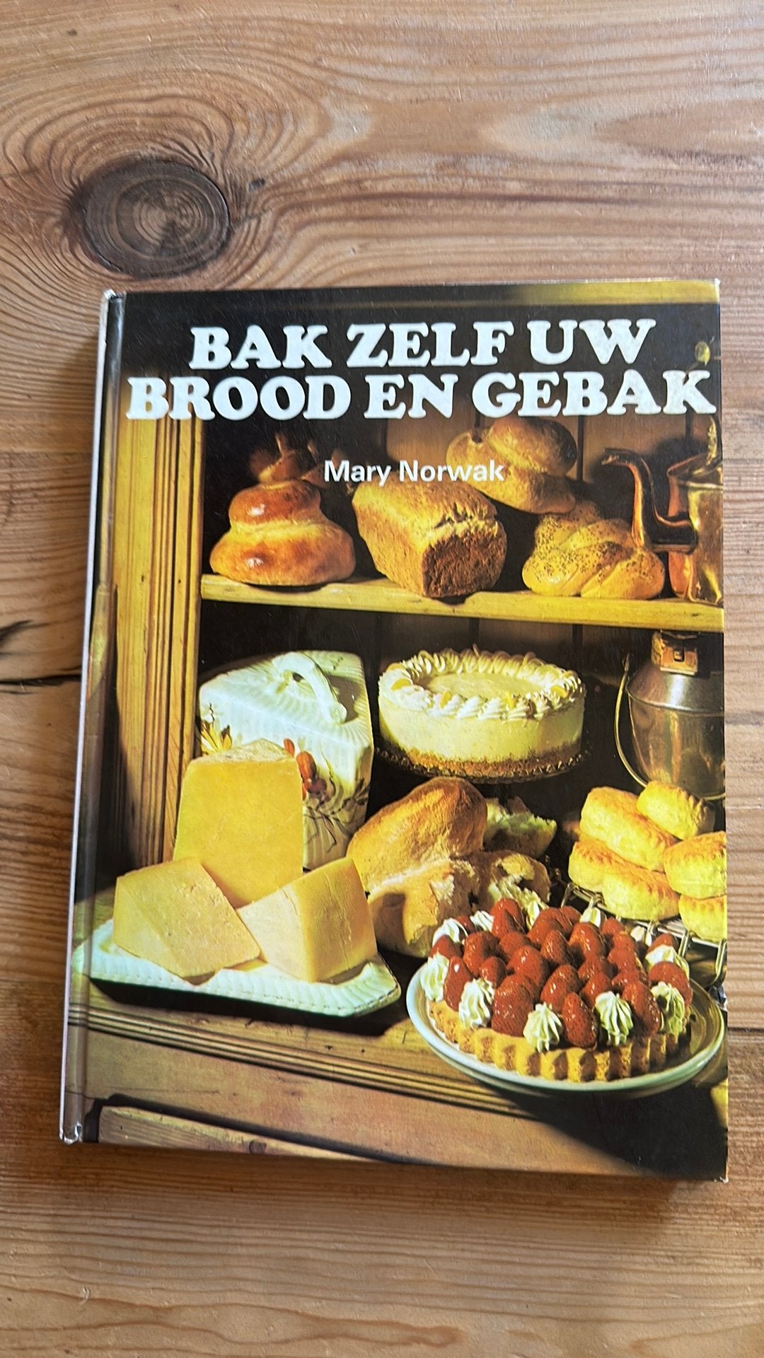 Bak brood en gebak, Ophalen of Verzenden, Zo goed als nieuw