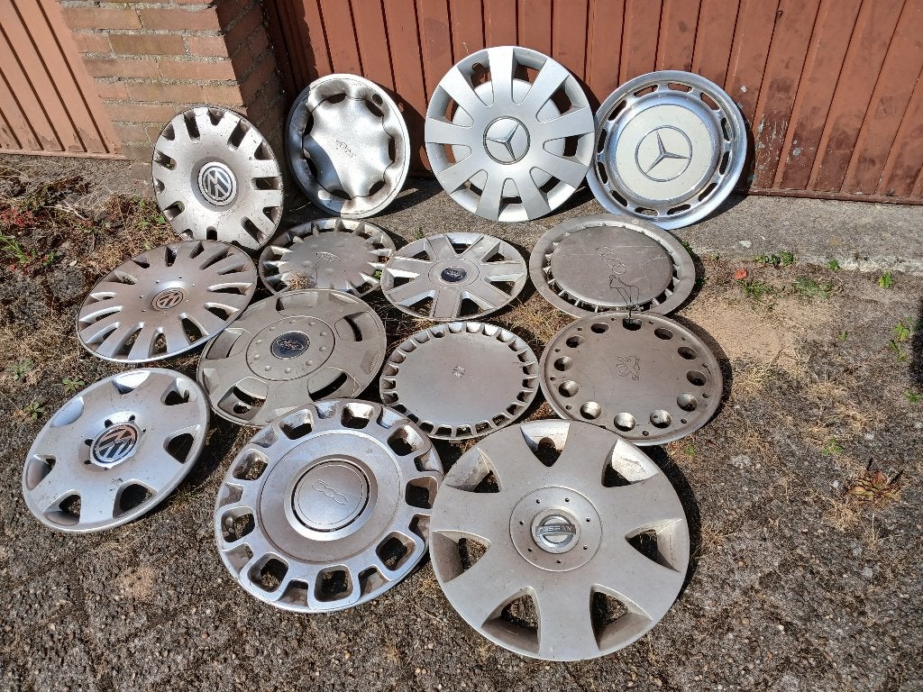 14 verschillende wieldoppen, Ophalen of Verzenden, Gebruikt