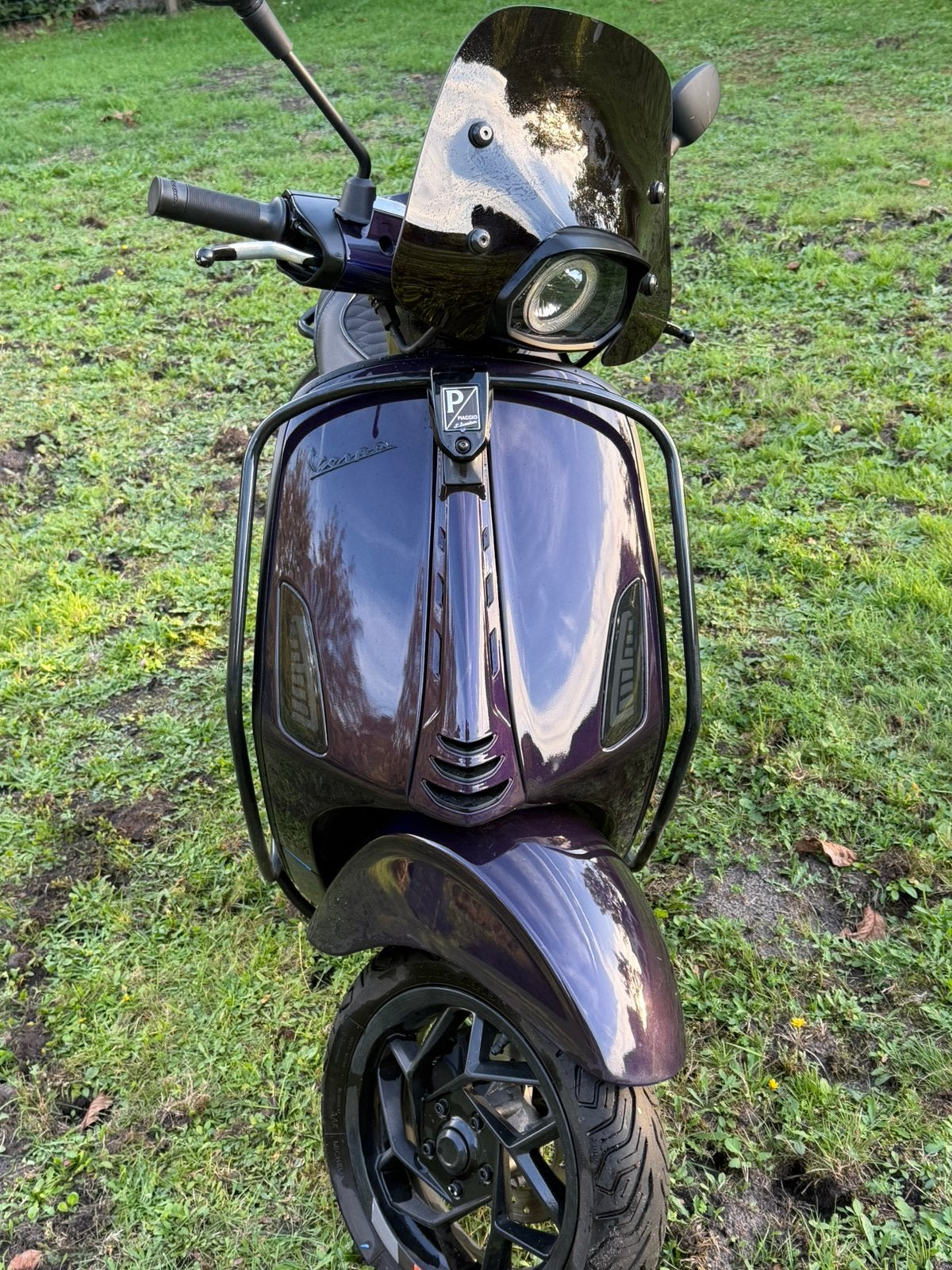 Foto 5 van Vespa sprint 2024 audi rs6 gespoten