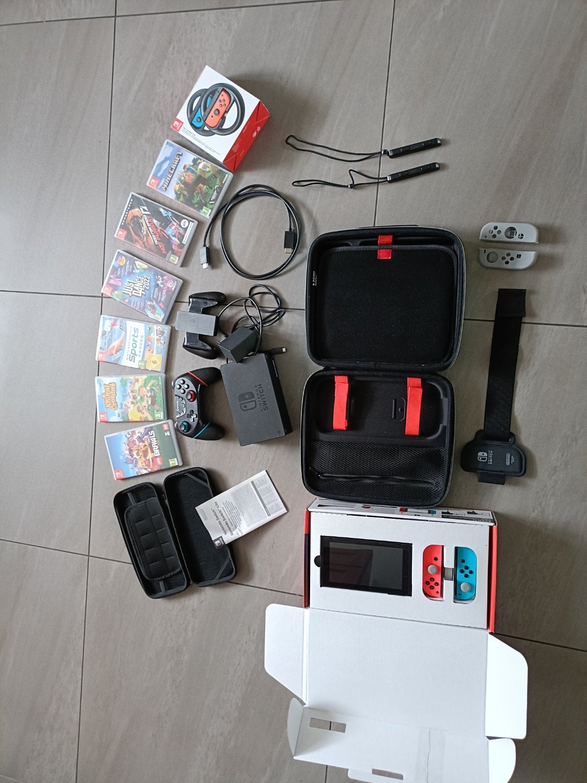 Nintendo Switch met 6 games,  en heel veel accessoires, Met games, Met 2 controllers, Zo goed als nieuw, Ophalen