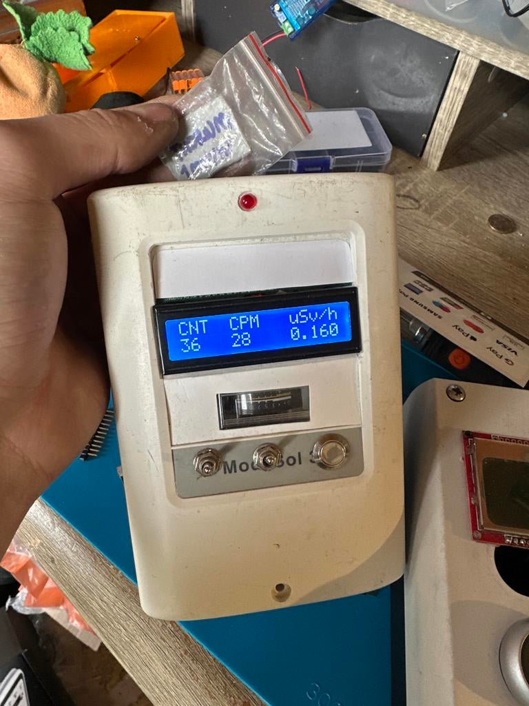 Geigerteller - dosimeter met LCD scherm, Ophalen of Verzenden, Gebruikt