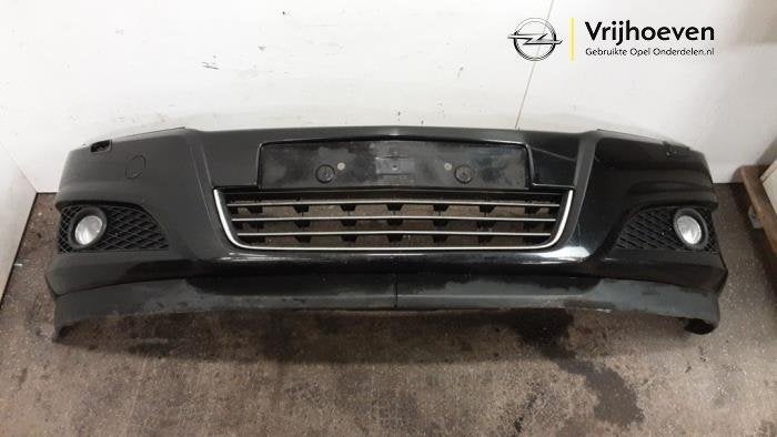 Voorbumper van een Opel Astra (Astra H 04-) (Z20R), Gebruikt, -, -, Opel