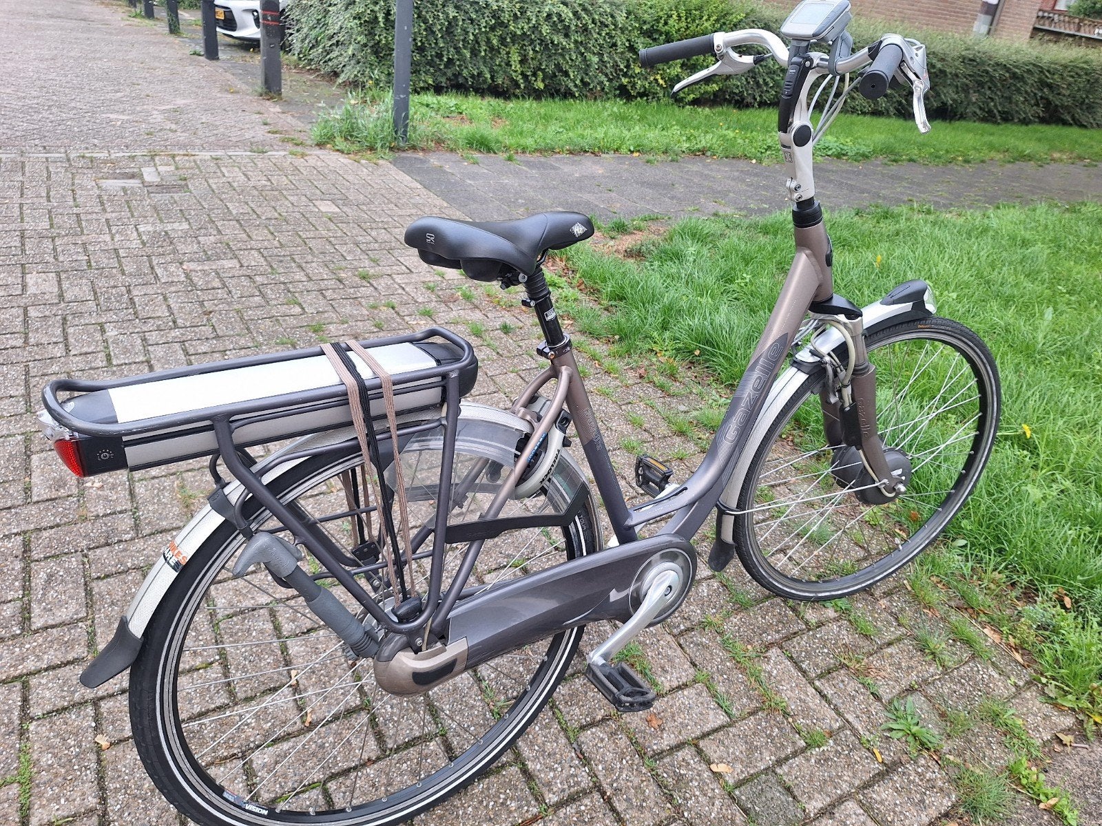 IN NIEUWE STAAT GAZELLE ORANGE XTRA ELEKTRISCHE DAMESFIETS, Fietsen en Brommers, Ophalen, Zo goed als nieuw, 47 tot 51 cm, 50 km per accu of meer