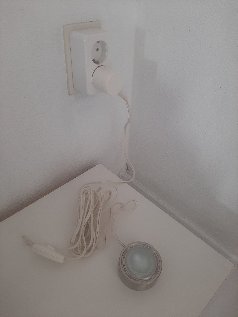 IKEA rond Halogeen lampje 12 Volt 10 Watt met voeding, Halogeen, Kunststof, Opbouwspot, Nieuw