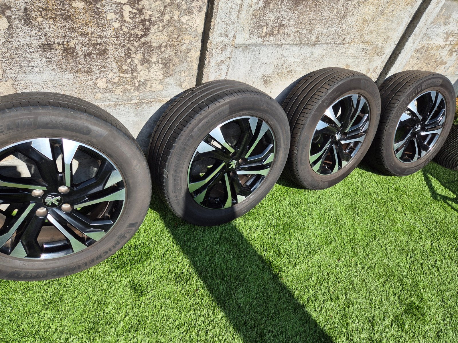 Originele 17 inch velgen met banden voor Peugeot 2008 GT MK2, Ophalen, Banden en Velgen, 17 inch, Personenwagen