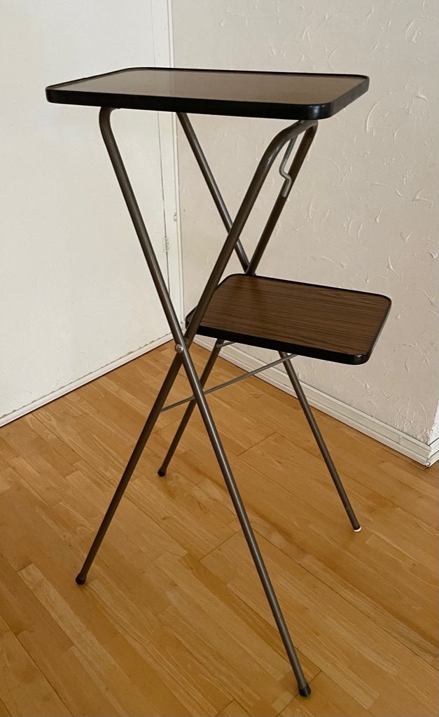 Projectie tafeltje c.q. bloempotten standaard, Ophalen