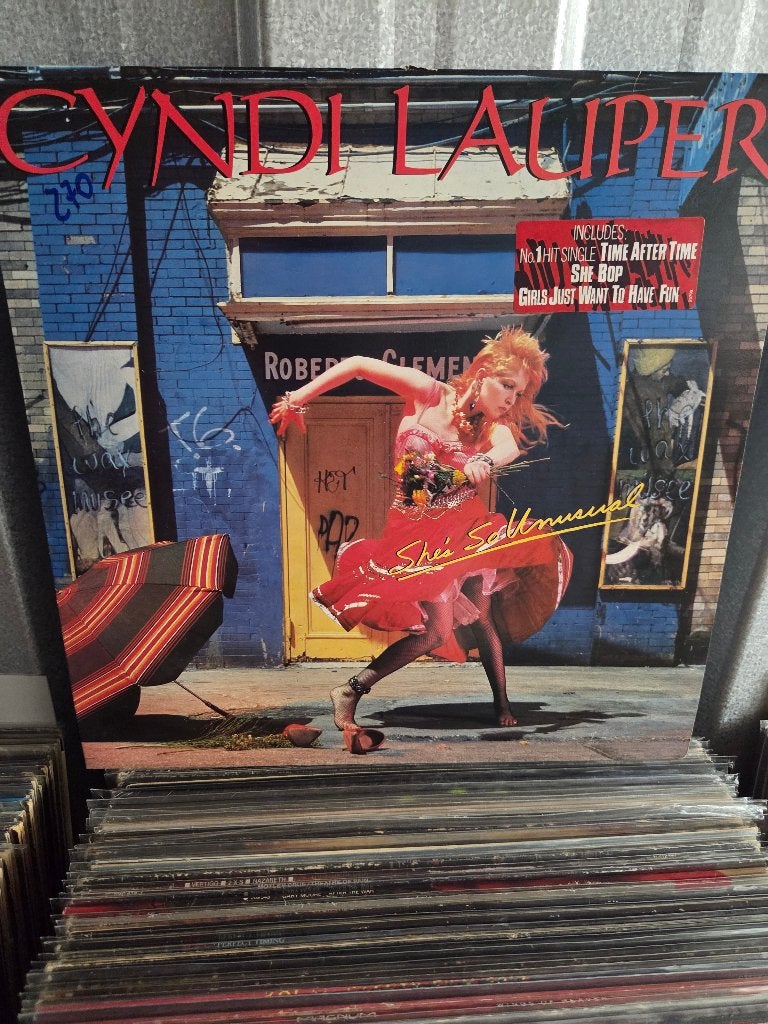 Vinyl lp CINDY LAUPER: SHE'S SO UNUSUAL, Inclusief binnenhoes, Ophalen of Verzenden, Gebruikt, 12 inch