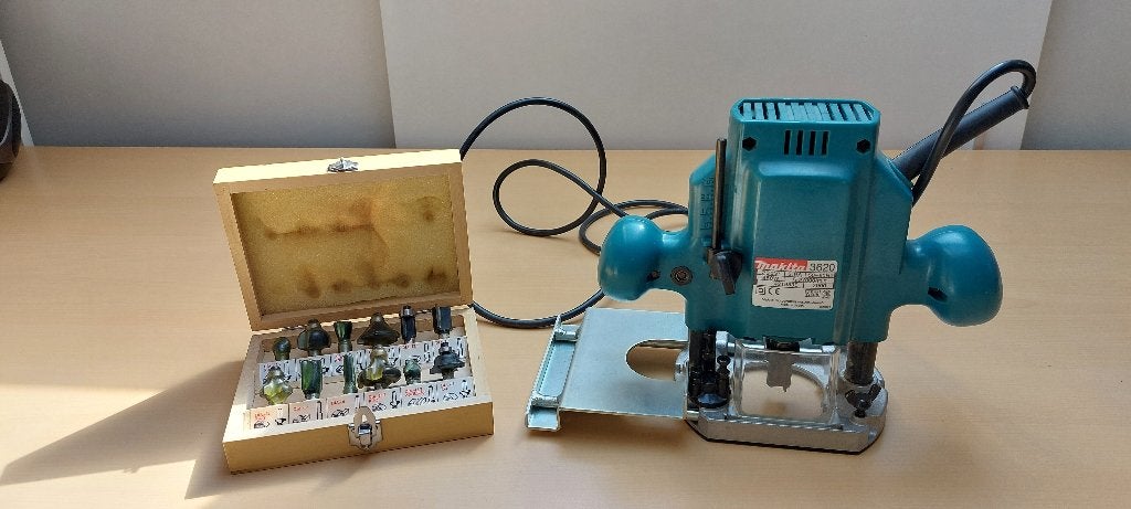 Makita 3620 Bovenfrees, Doe-het-zelf en Verbouw, Gereedschap | Freesmachines, Ophalen, Gebruikt, Elektrisch, Makita