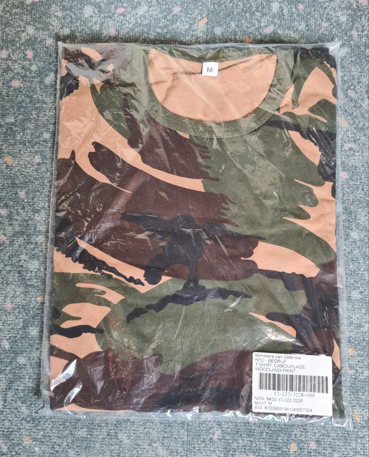 Woodland Camouflage T-shirt Maat M - Nieuw in OVP, Ministerie van Defensie, Nieuw, Ophalen of Verzenden, Meerkleurig