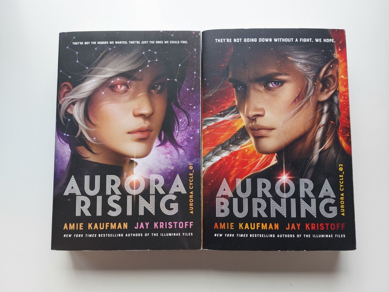 Aurora Cyclye 1 & 2 - Amie Kaufman & Jay Kristoff, Ophalen of Verzenden, Gelezen, Amie Kaufman & Jay Kristoff