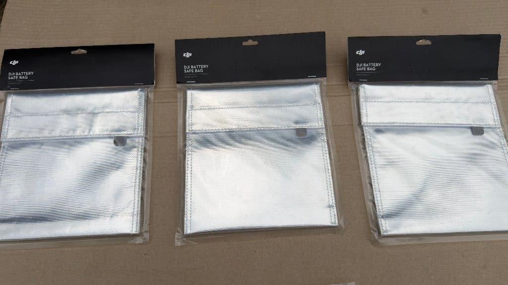DJI Battery Safe Bag / LiPo batterij tas 4 stuks, Ophalen of Verzenden, Zo goed als nieuw