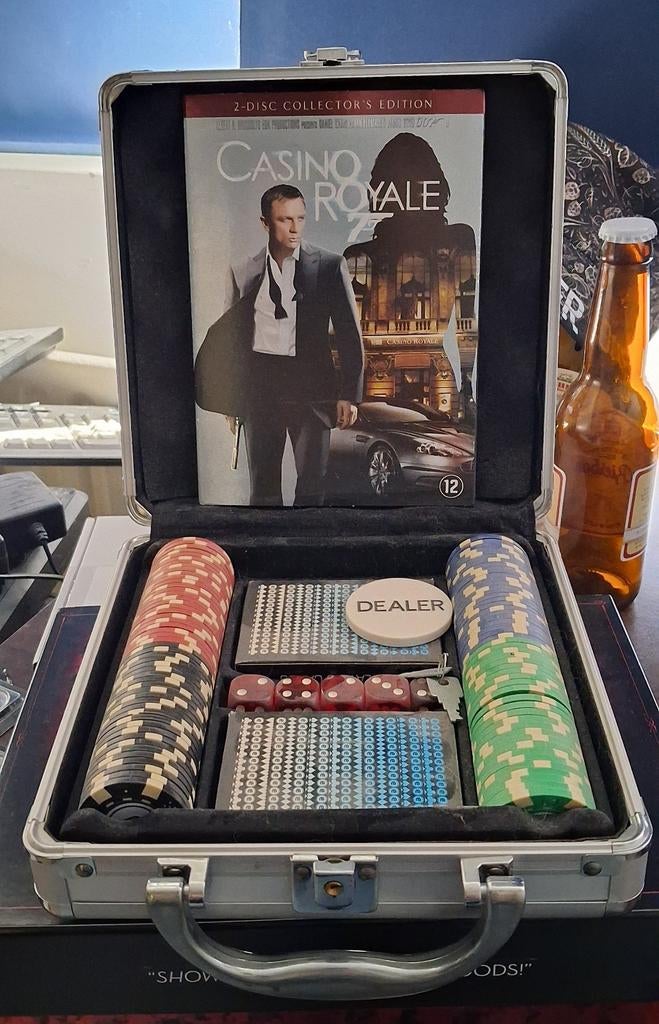 James Bond Casino Royale Poker Set met DVD, Vanaf 12 jaar, Ophalen of Verzenden, Gebruikt