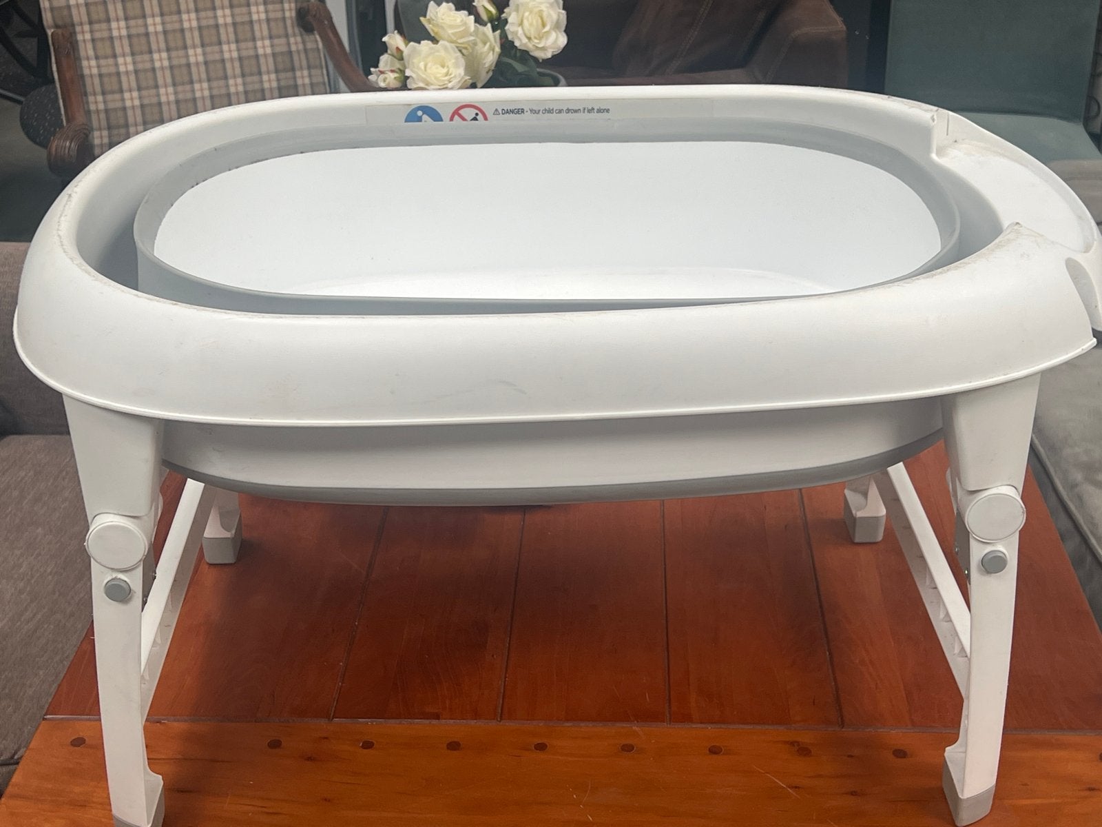 Opvouwbaar babybadje met standaard - 80x50x45 cm, Kinderen en Baby's, Overige merken, Gebruikt, Ophalen of Verzenden, Nvt